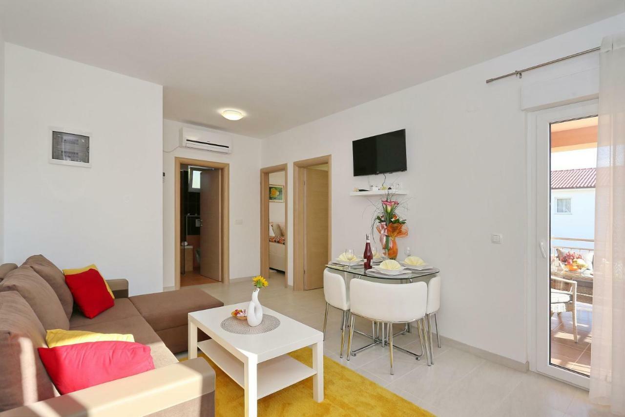 Villa Nivel Vir Extérieur photo