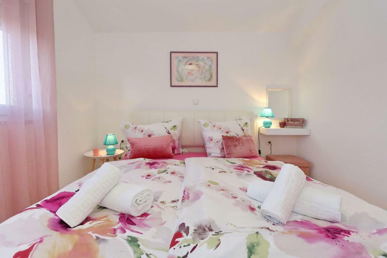 Villa Nivel Vir Extérieur photo