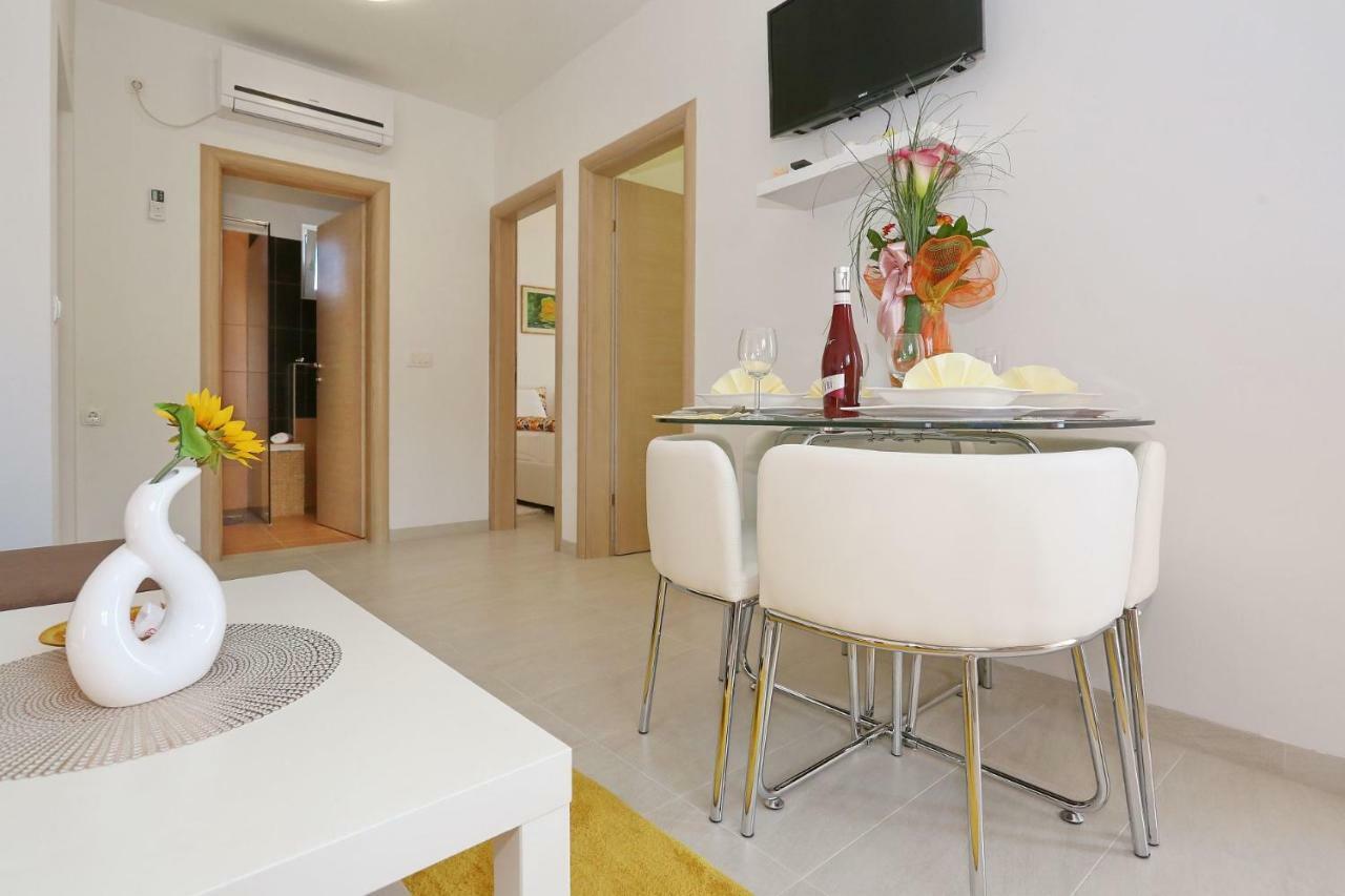 Villa Nivel Vir Extérieur photo